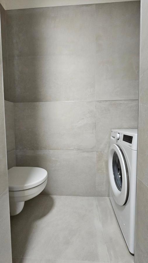 2 Room Apartment, New Building, Bosakova Street, 29 Bratislava Esterno foto