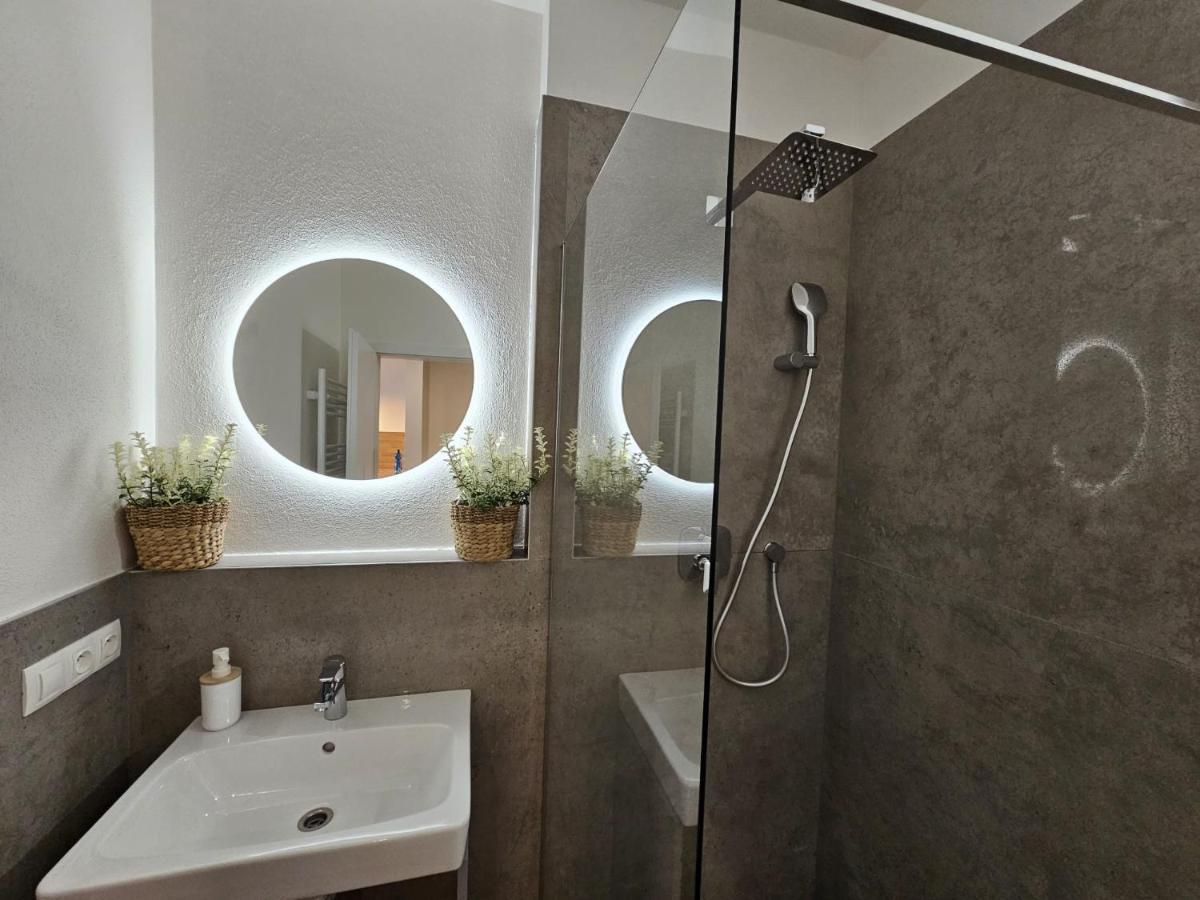 2 Room Apartment, New Building, Bosakova Street, 29 Bratislava Esterno foto