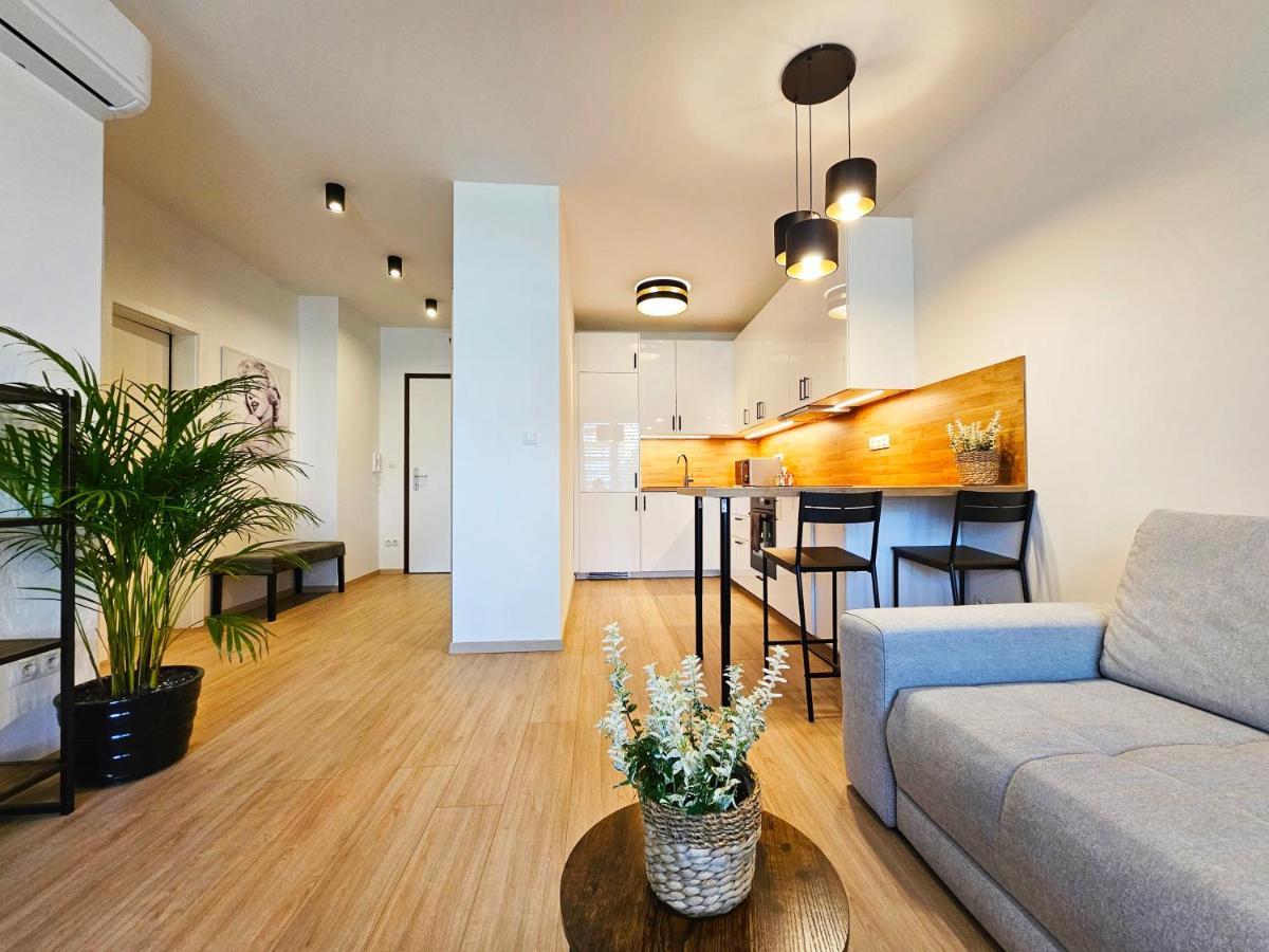 2 Room Apartment, New Building, Bosakova Street, 29 Bratislava Esterno foto